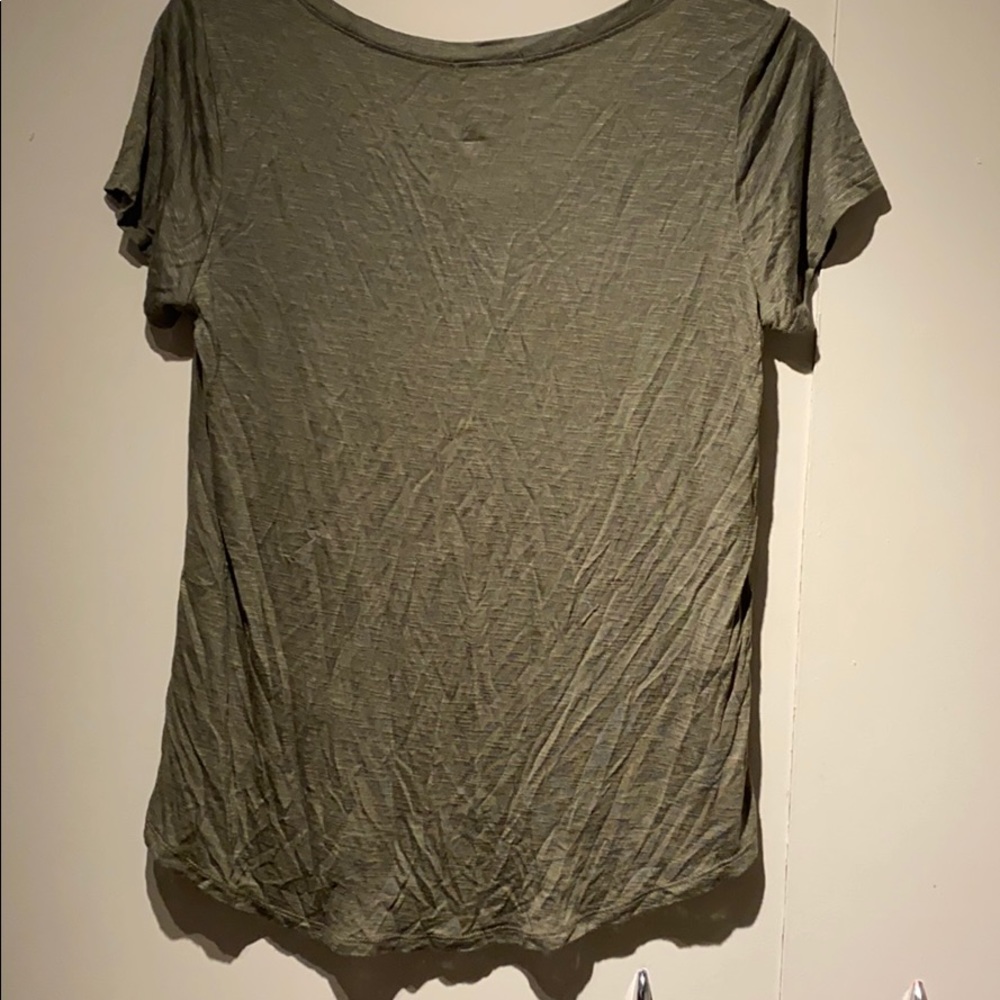 T-Shirt - Picture 2 of 2